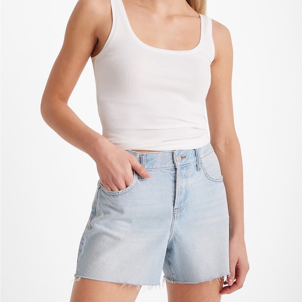Mid Rise Light Wash Raw Hem Midi Jean Shorts